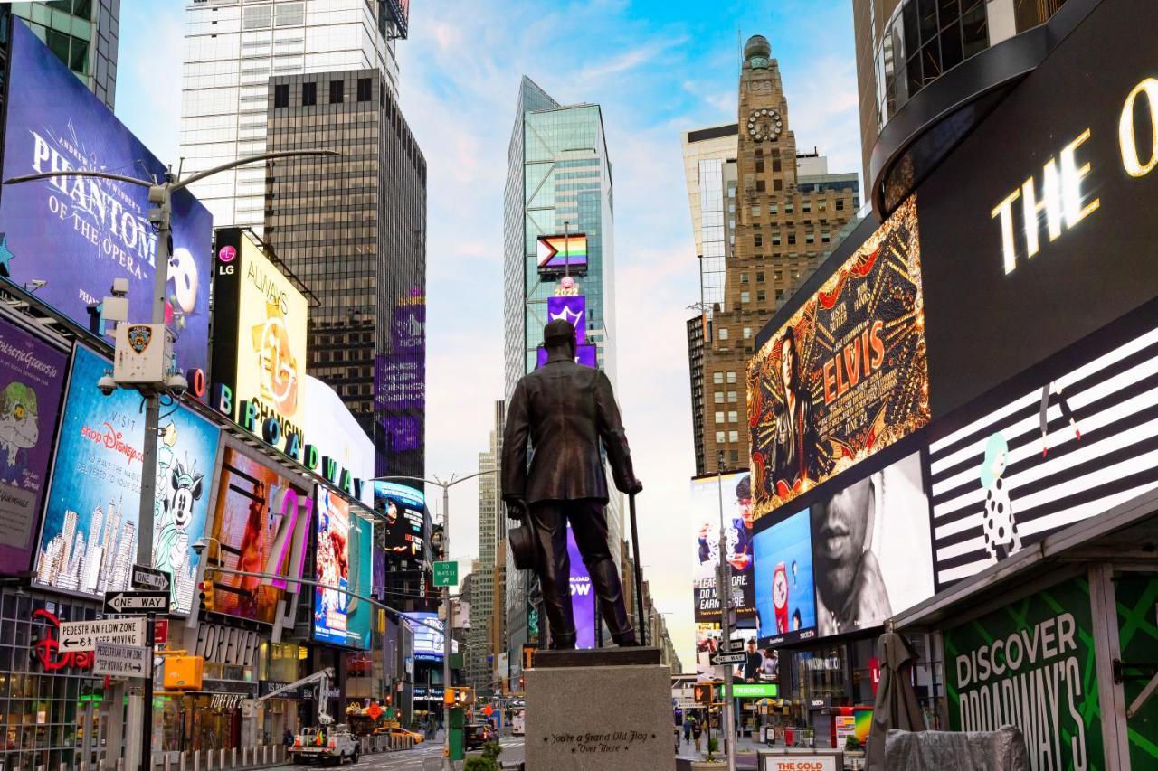 Millennium Hotel Broadway Times Square New York Exterior foto